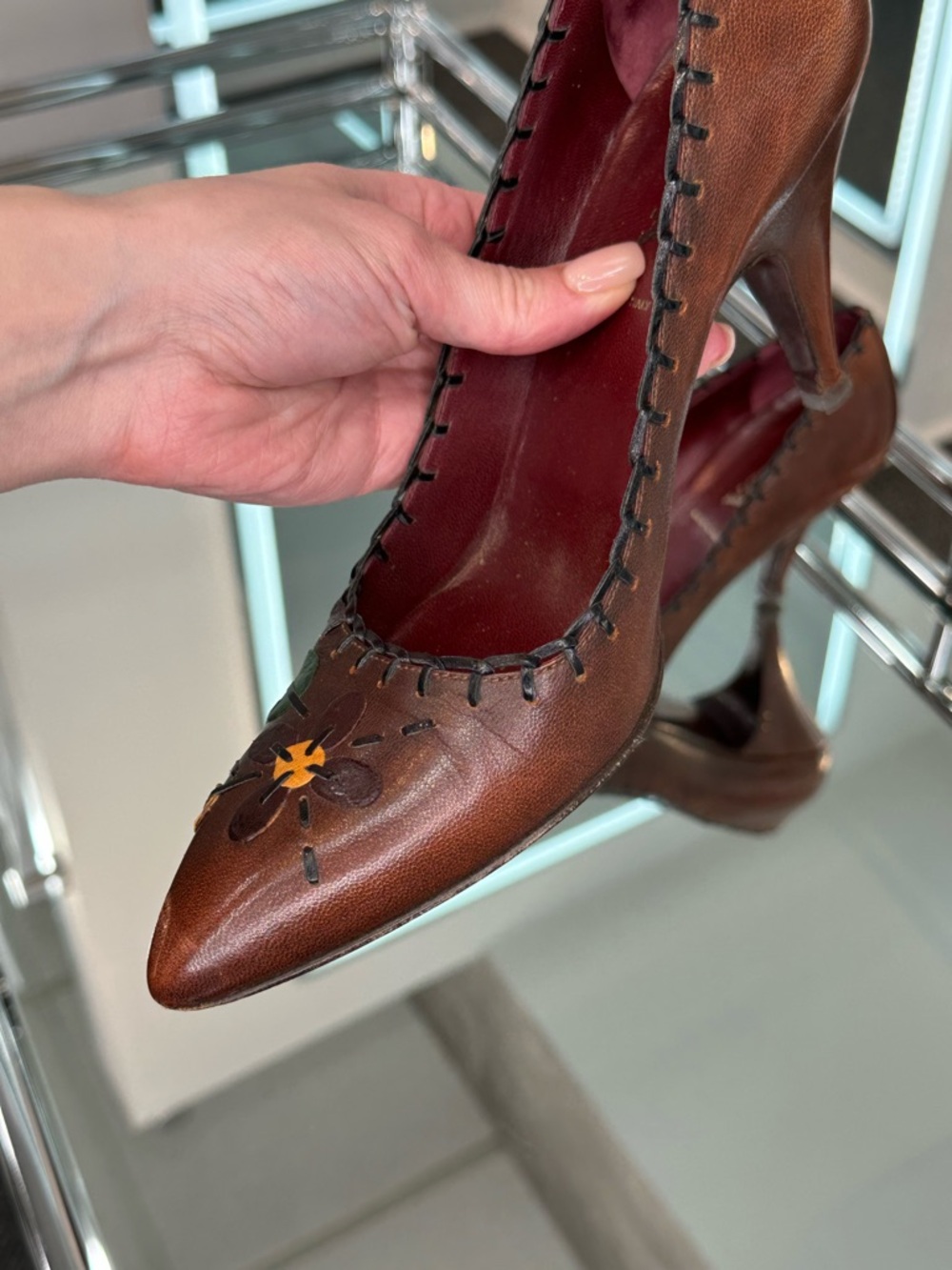 Prada pumps - Picture 7 of 17